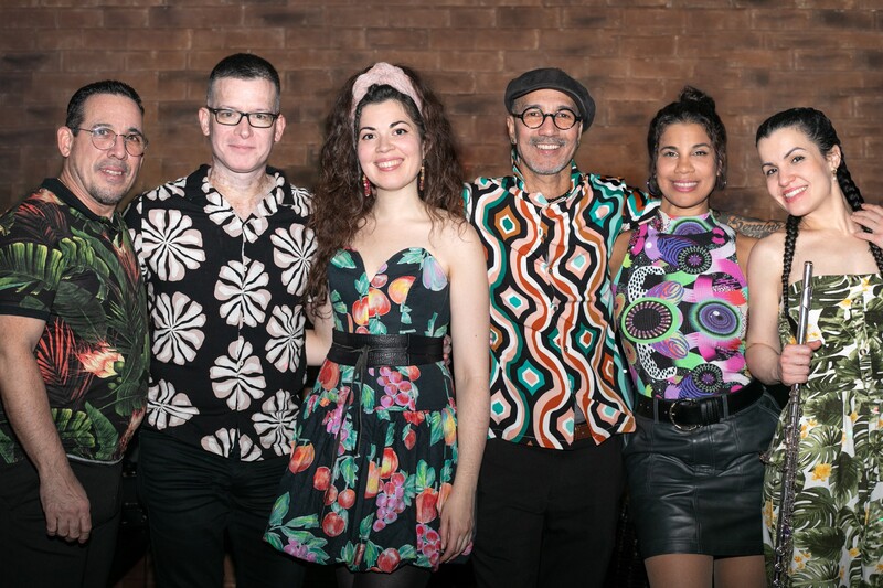 David Robertson y SALSONGOZA